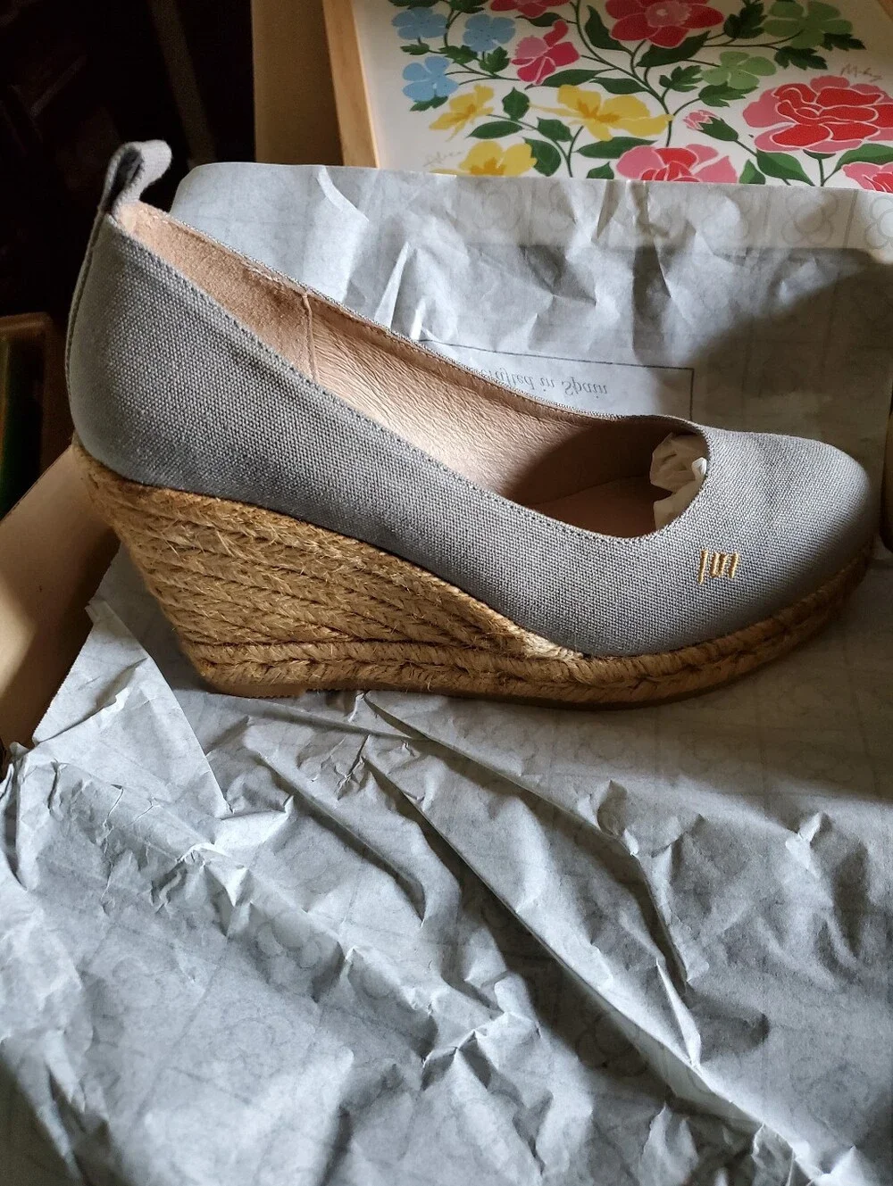 Viscata Marquesa Gray Canvas Espadrille Wedge, Size 8 (EU Size 39)